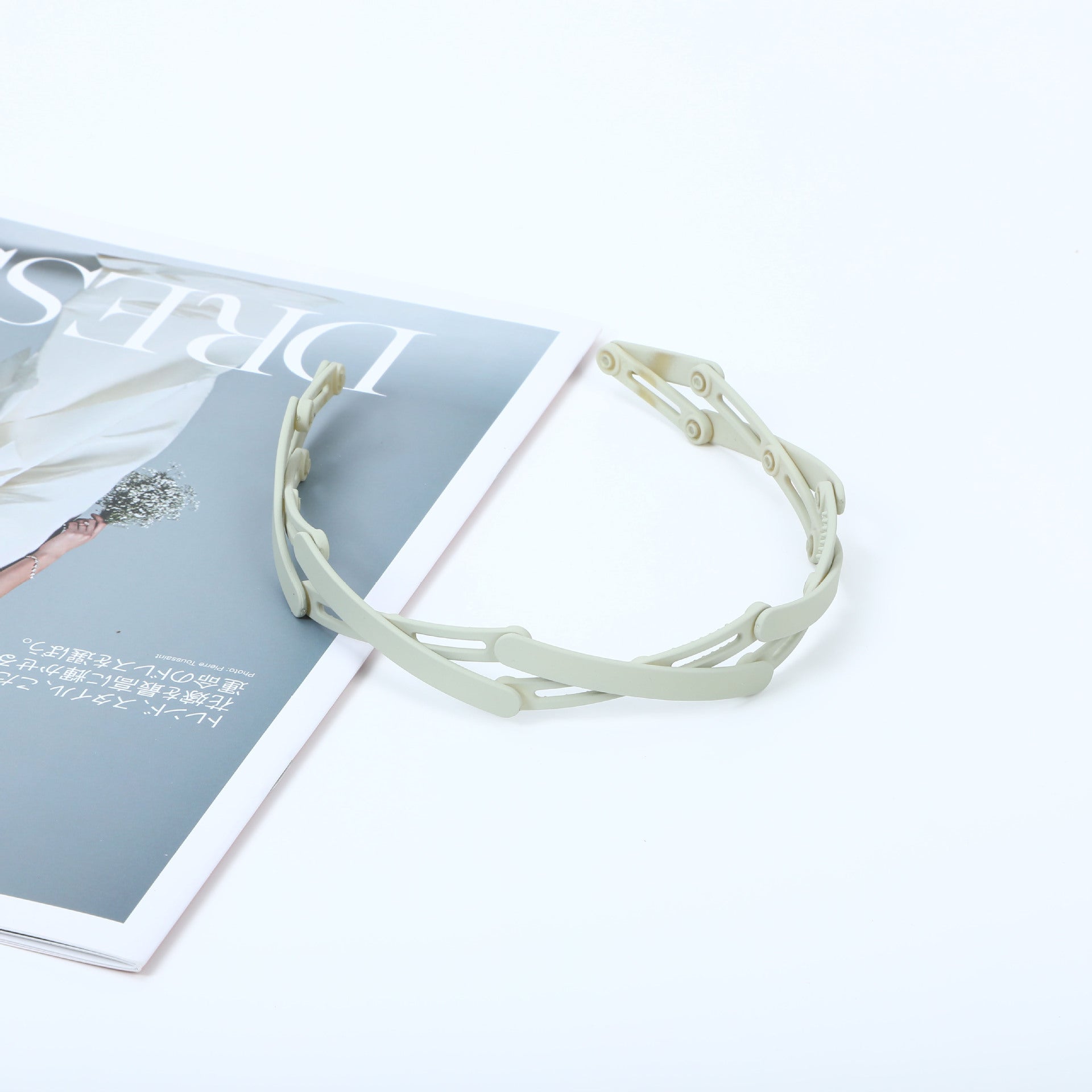 Popular Best Folding Of Portable Retractable Hair Clip